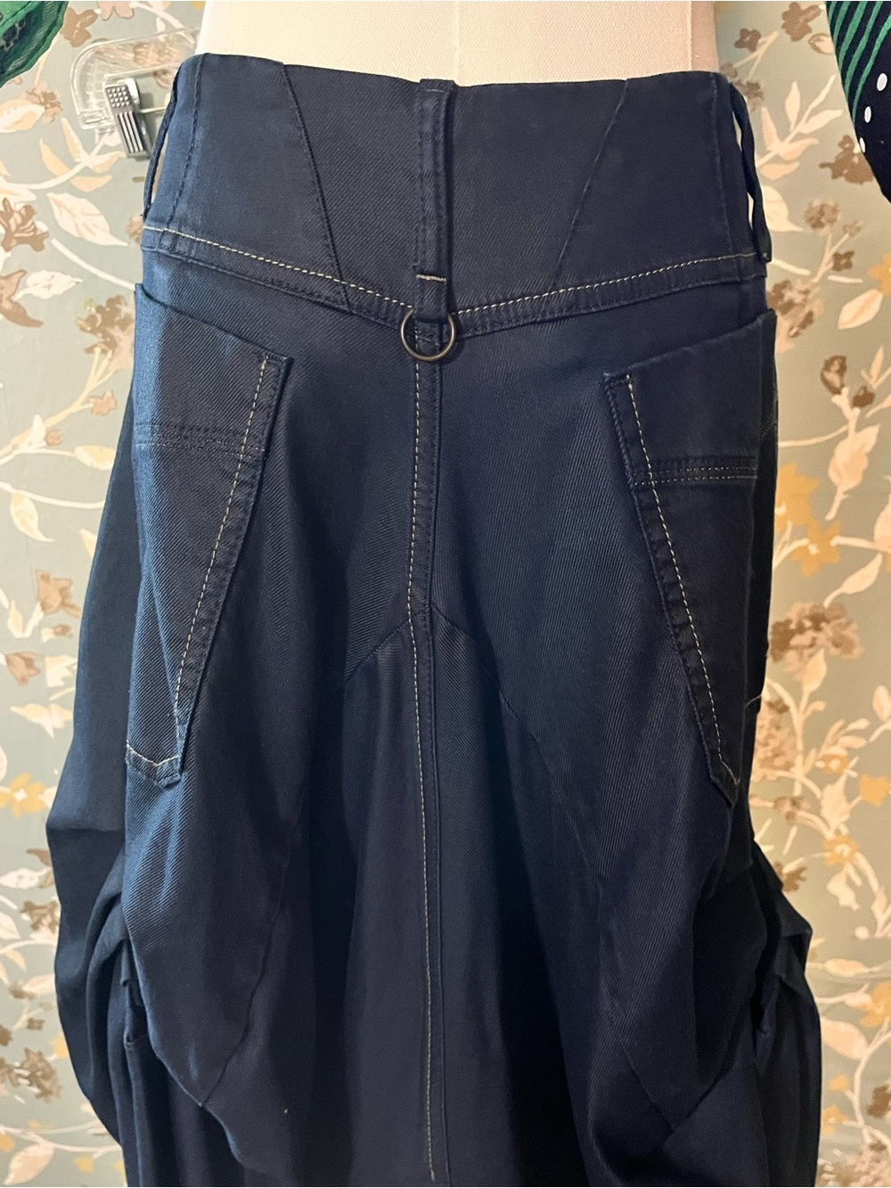 HIGH Everyday Couture Ballon Skirt Size US 8 - Picture 8 of 13